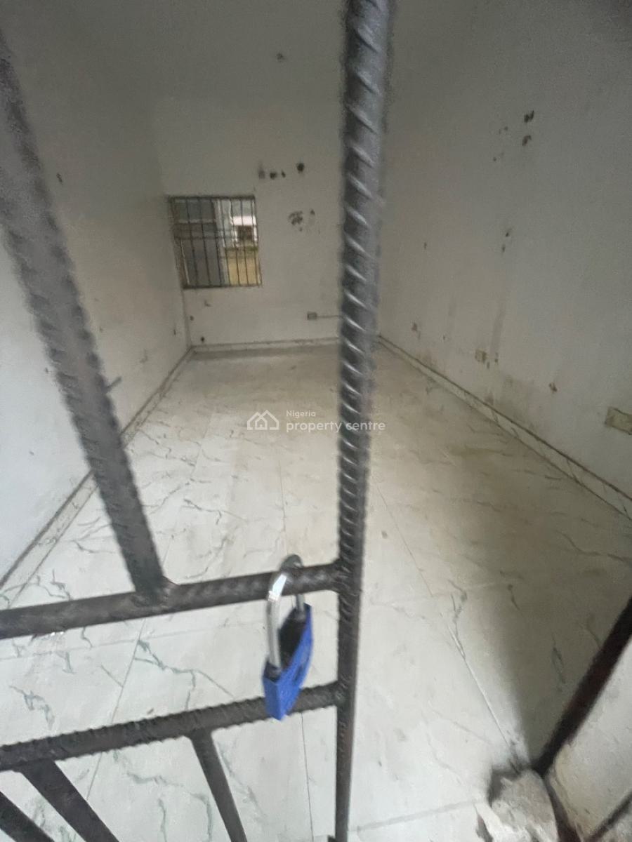 Shops Facing The Road in a Strategic Location, Ajah, Ajah, Lagos, Commercial Property for Rent