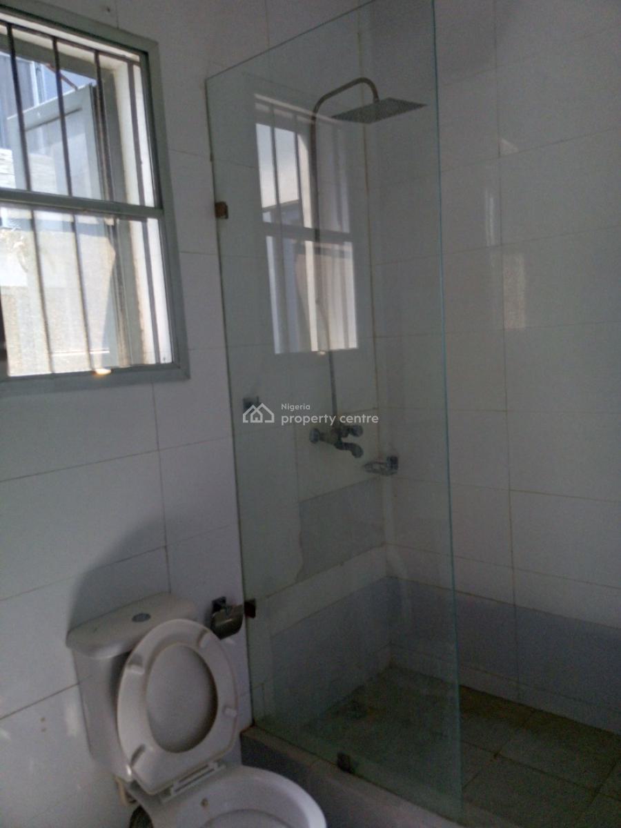 Fully Serviced 3 Bedroom Apartment with Swimming Pool, Lekki Phase 1, Lekki, Lagos, Flat / Apartment for Rent