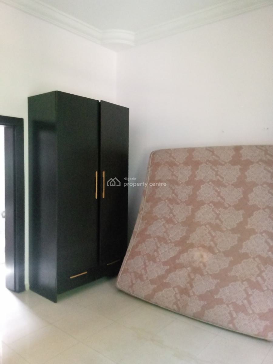 Fully Serviced 3 Bedroom Apartment with Swimming Pool, Lekki Phase 1, Lekki, Lagos, Flat / Apartment for Rent
