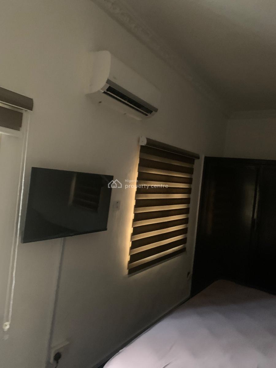 Well Maintained 2 Bedrooms, Fadeyi, Shomolu, Lagos, Flat / Apartment for Rent