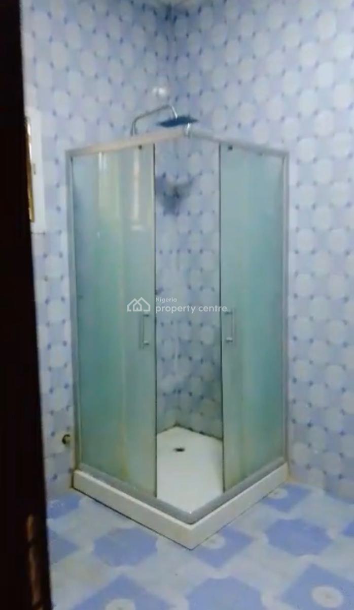 Massive Spacious 3bedroom En-suite Flat, Behind Living Faith Jahi, Jahi, Abuja, House for Rent