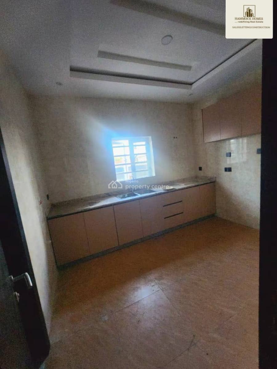 Two Units of Twin 4-bedroom Semi-detached Duplexes, Alabiyamo Area, New Bodija, New Bodija, Ibadan, Oyo, Flat / Apartment for Rent