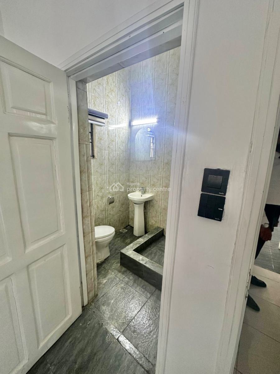 Fully Serviced 2 Bedroom Apartment, Lekki Phase 1, Lekki, Lagos, Flat / Apartment for Rent