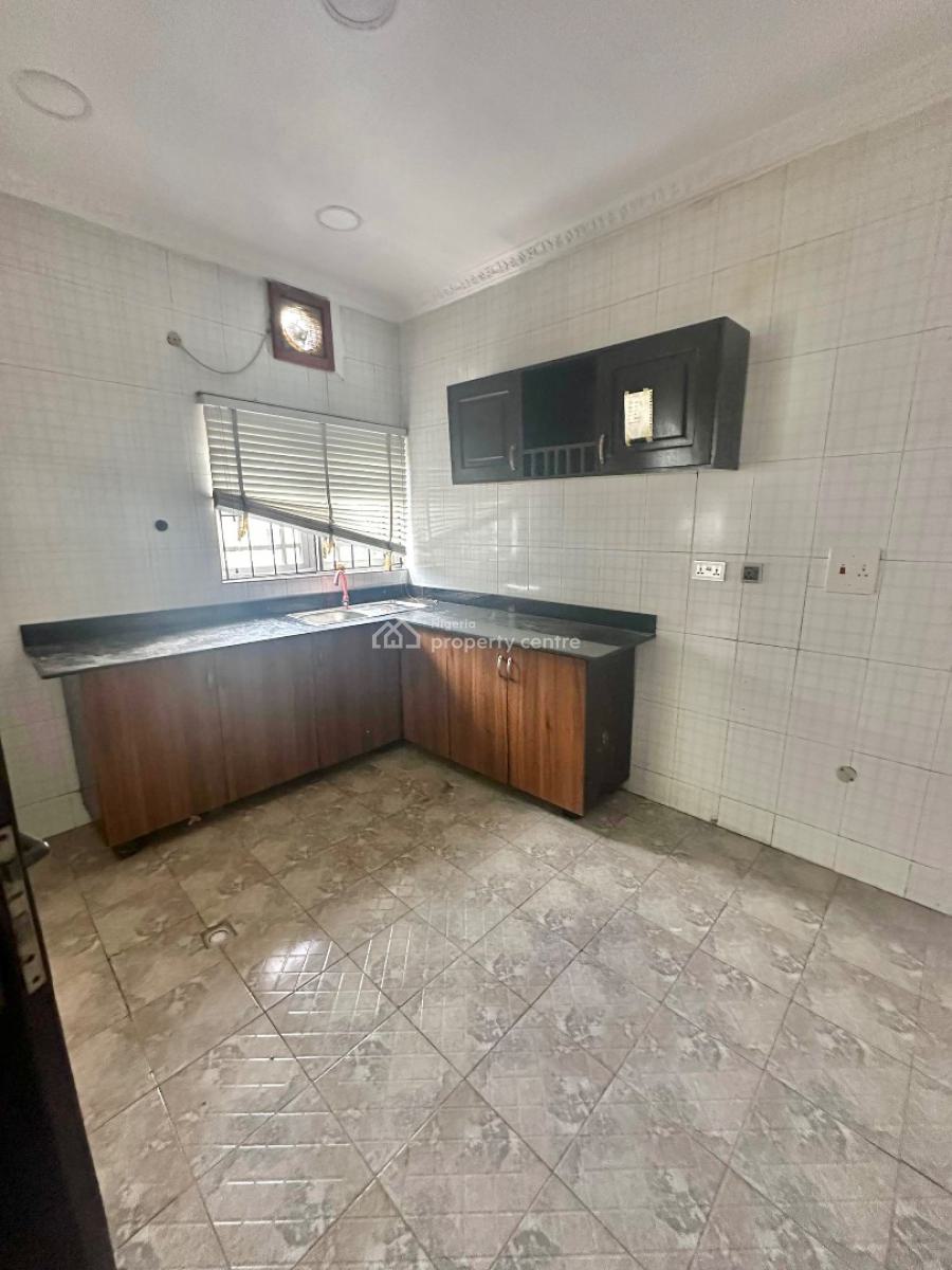 Fully Serviced 2 Bedroom Apartment, Lekki Phase 1, Lekki, Lagos, Flat / Apartment for Rent