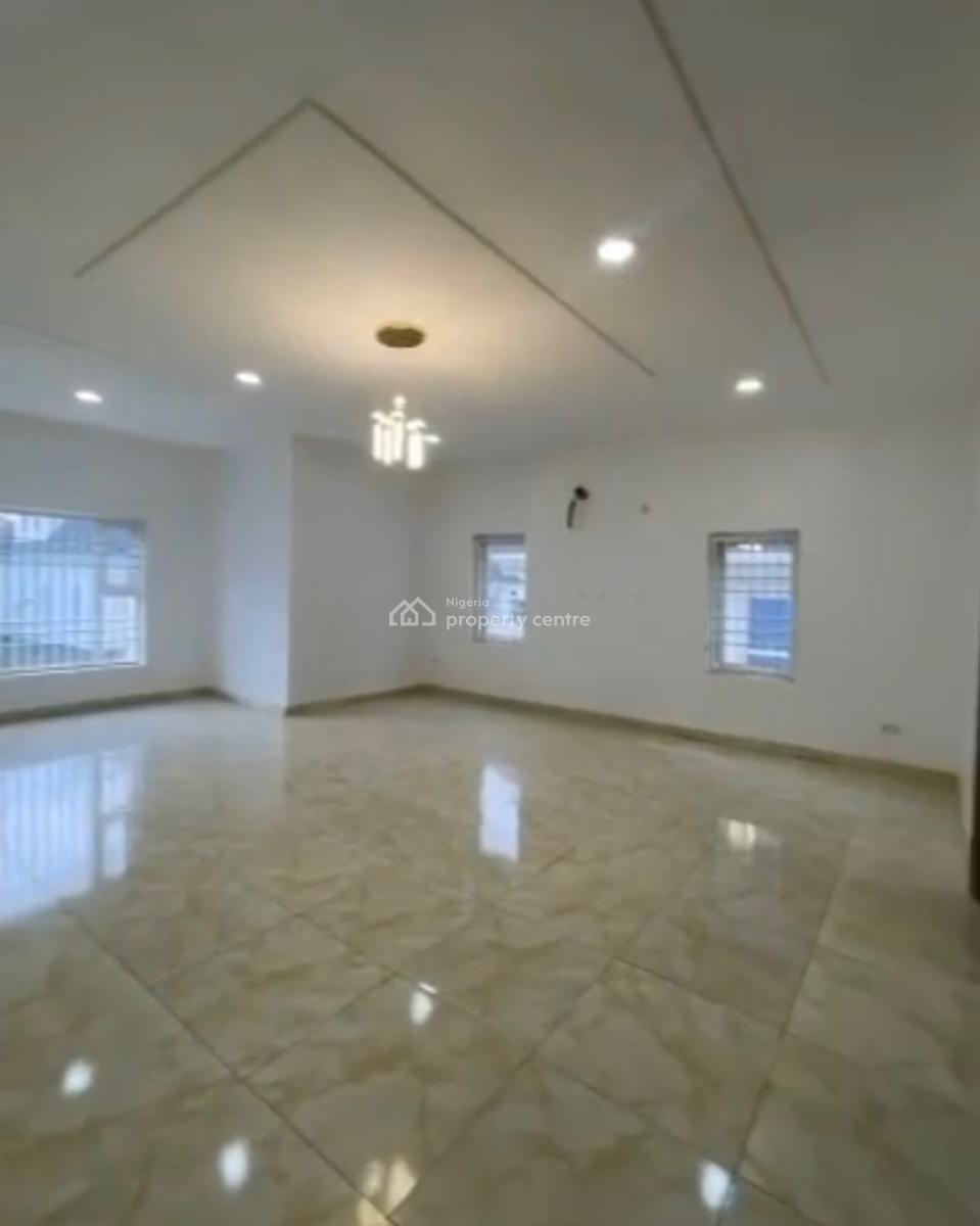 Luxury Spacious 5bedroom with Bq, Guzape Main, Guzape District, Abuja, Detached Duplex for Sale