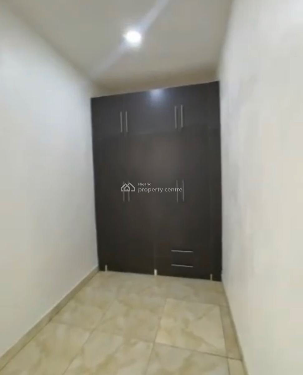 Luxury Spacious 5bedroom with Bq, Guzape Main, Guzape District, Abuja, Detached Duplex for Sale