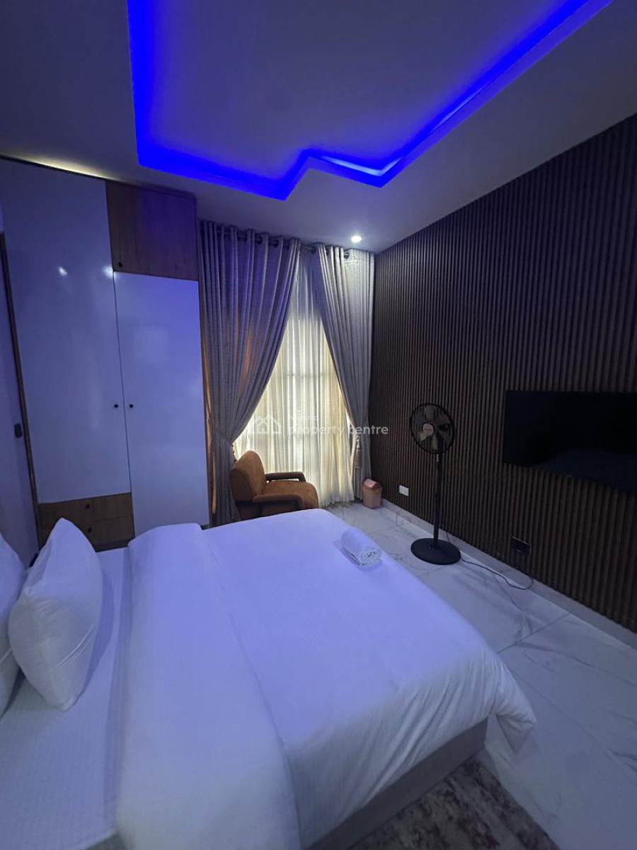 Tastefully Furnished, Well Maintained 3 Bedroom Apartment with Bq, Ikoyi, Lagos, Flat / Apartment for Sale