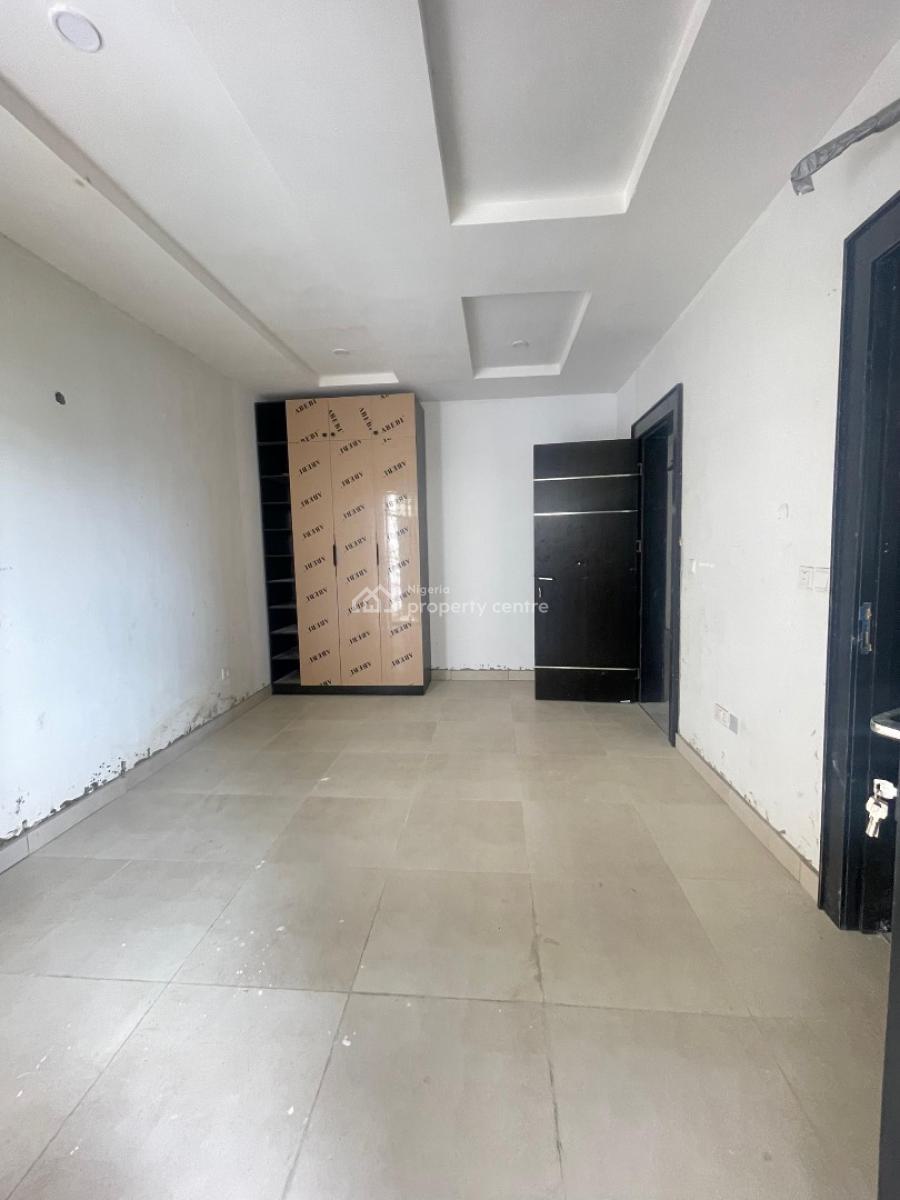 4 Bedroom Apartment, Freedom Way, Lekki Phase 1, Lekki, Lagos, Flat / Apartment for Sale