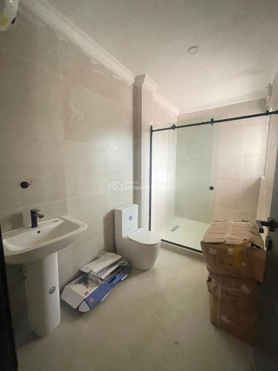 4 Bedroom Apartment, Freedom Way, Lekki Phase 1, Lekki, Lagos, Flat / Apartment for Sale