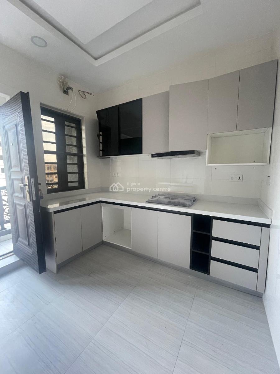 2 Bedroom Apartment, Freedom Way, Lekki Phase 1, Lekki, Lagos, Flat / Apartment for Sale