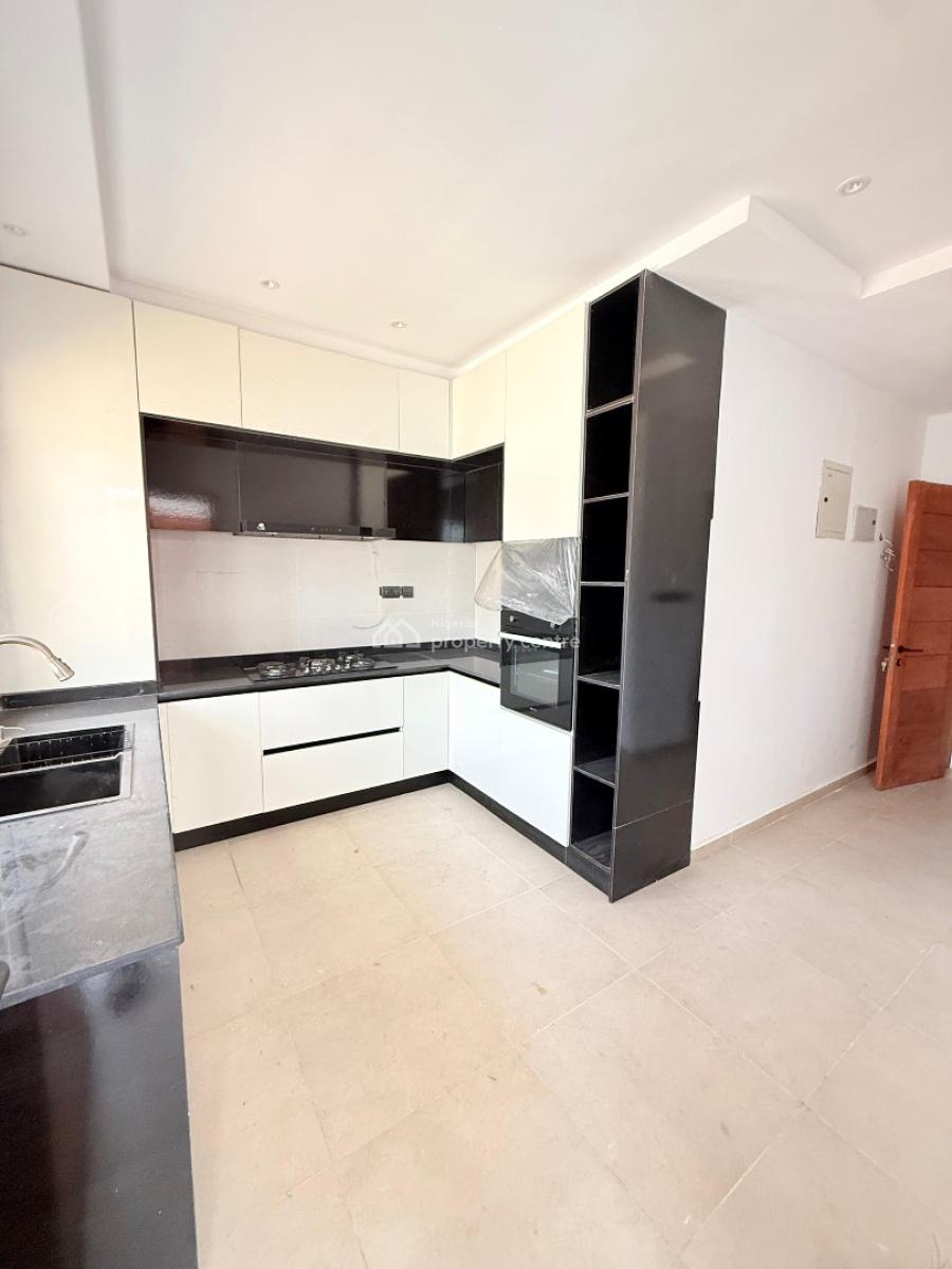 4 Bedroom Maisonette, Lekki Phase 1, Lekki Phase 1, Lekki, Lagos, Flat / Apartment for Sale