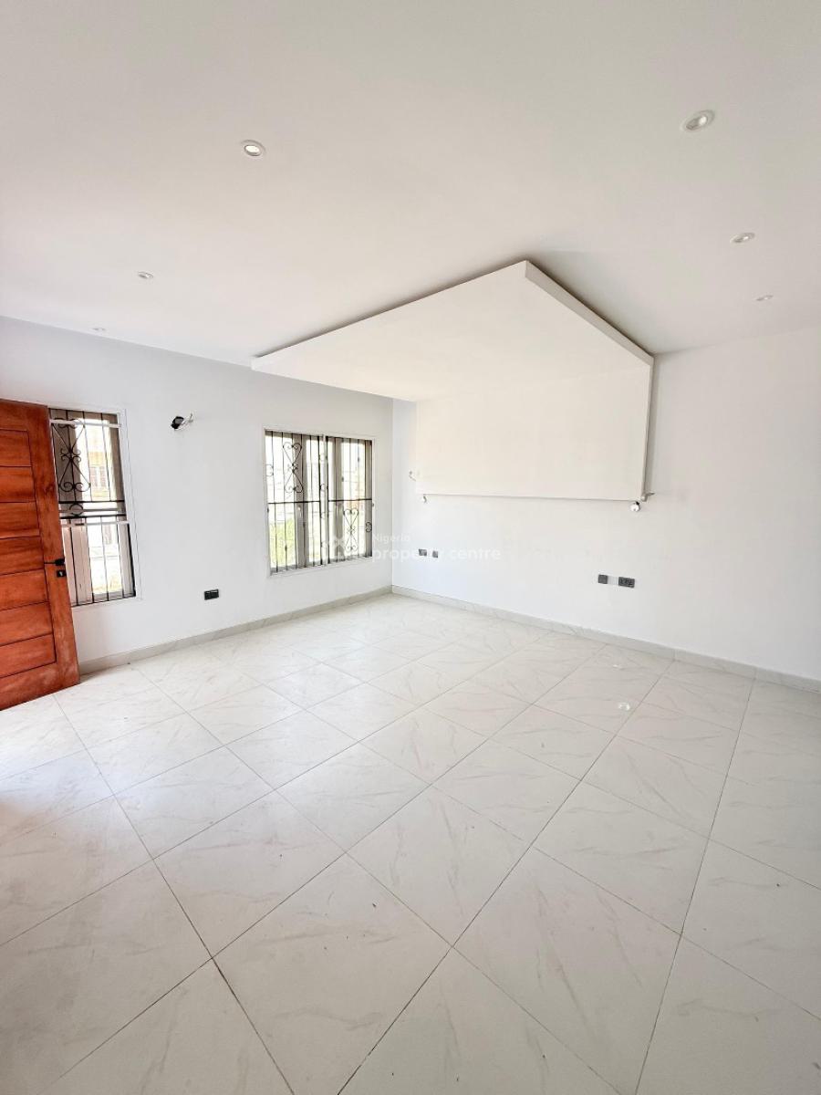 4 Bedroom Maisonette, Lekki Phase 1, Lekki Phase 1, Lekki, Lagos, Flat / Apartment for Sale