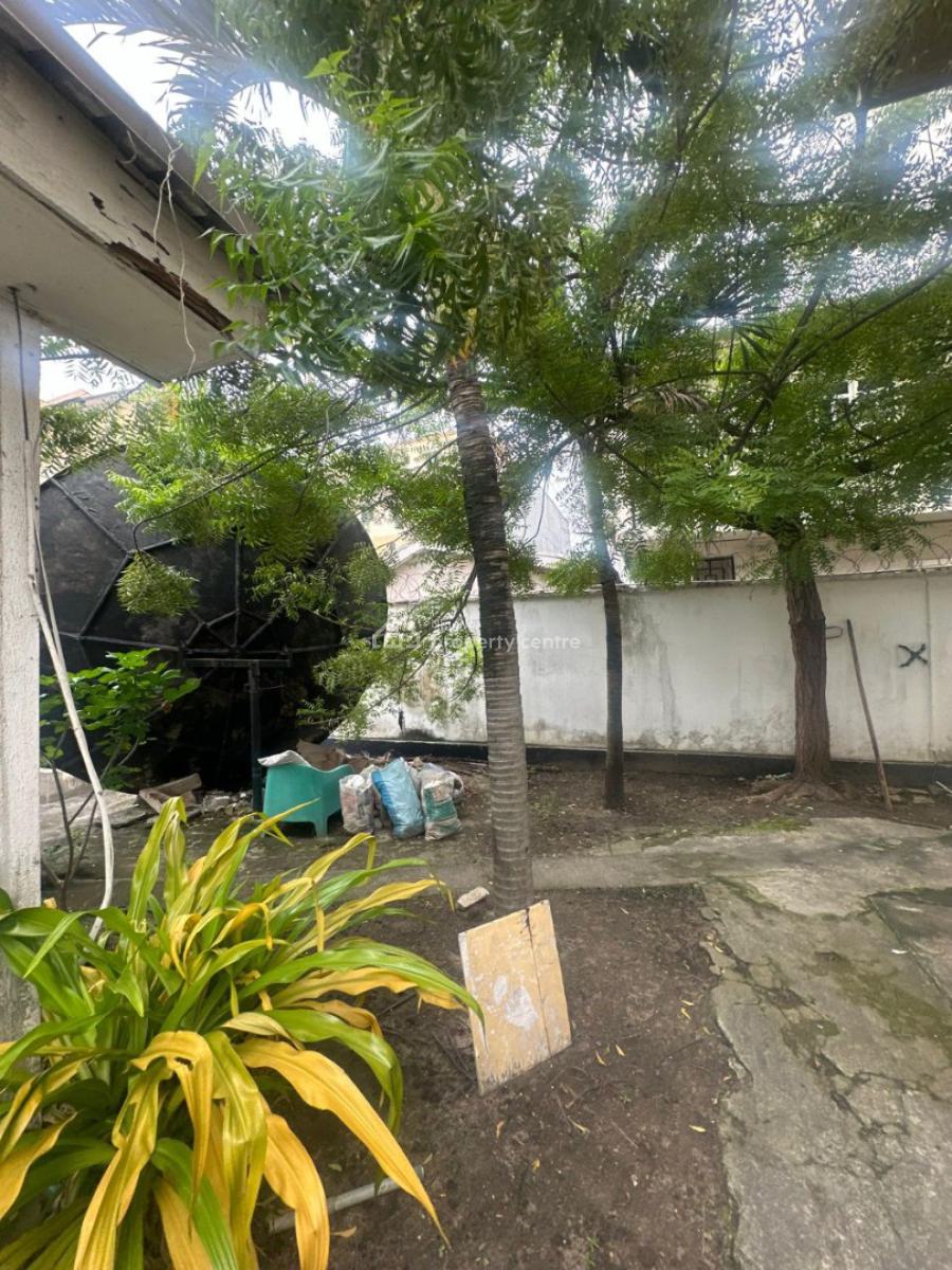 Spacious 4 Bedroom Duplex Plus 2 Bq, Lekki Phase 1, Lekki, Lagos, Detached Duplex for Rent