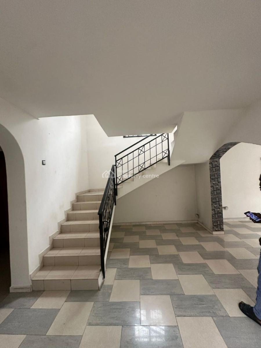 Spacious 4 Bedroom Duplex Plus 2 Bq, Lekki Phase 1, Lekki, Lagos, Detached Duplex for Rent
