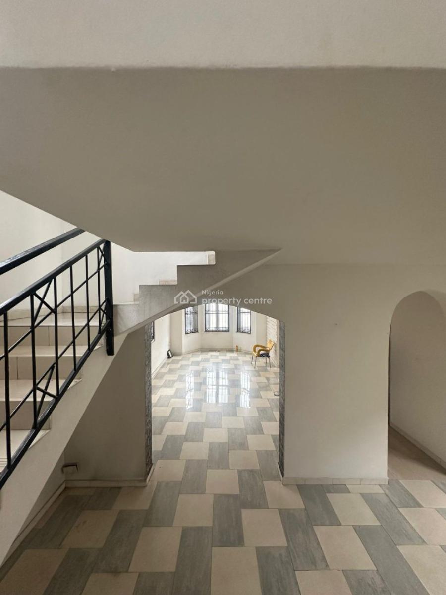 Spacious 4 Bedroom Duplex Plus 2 Bq, Lekki Phase 1, Lekki, Lagos, Detached Duplex for Rent