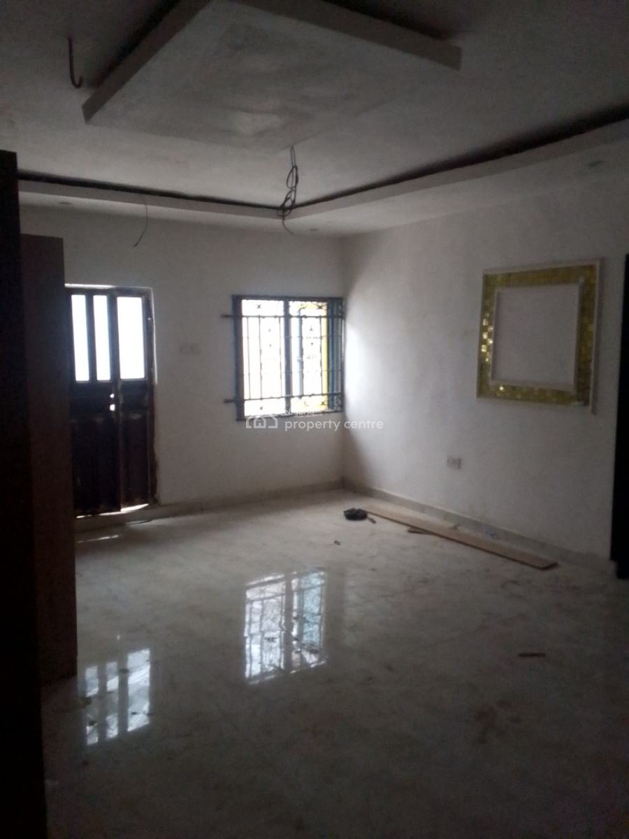 Brand New and Luxury 2 And4bedroom Flat at Oshodi, Oshodi Bus Stop, By The Pedestrian Bridge, Oshodi, Lagos, Oshodi, Lagos, Flat / Apartment for Rent