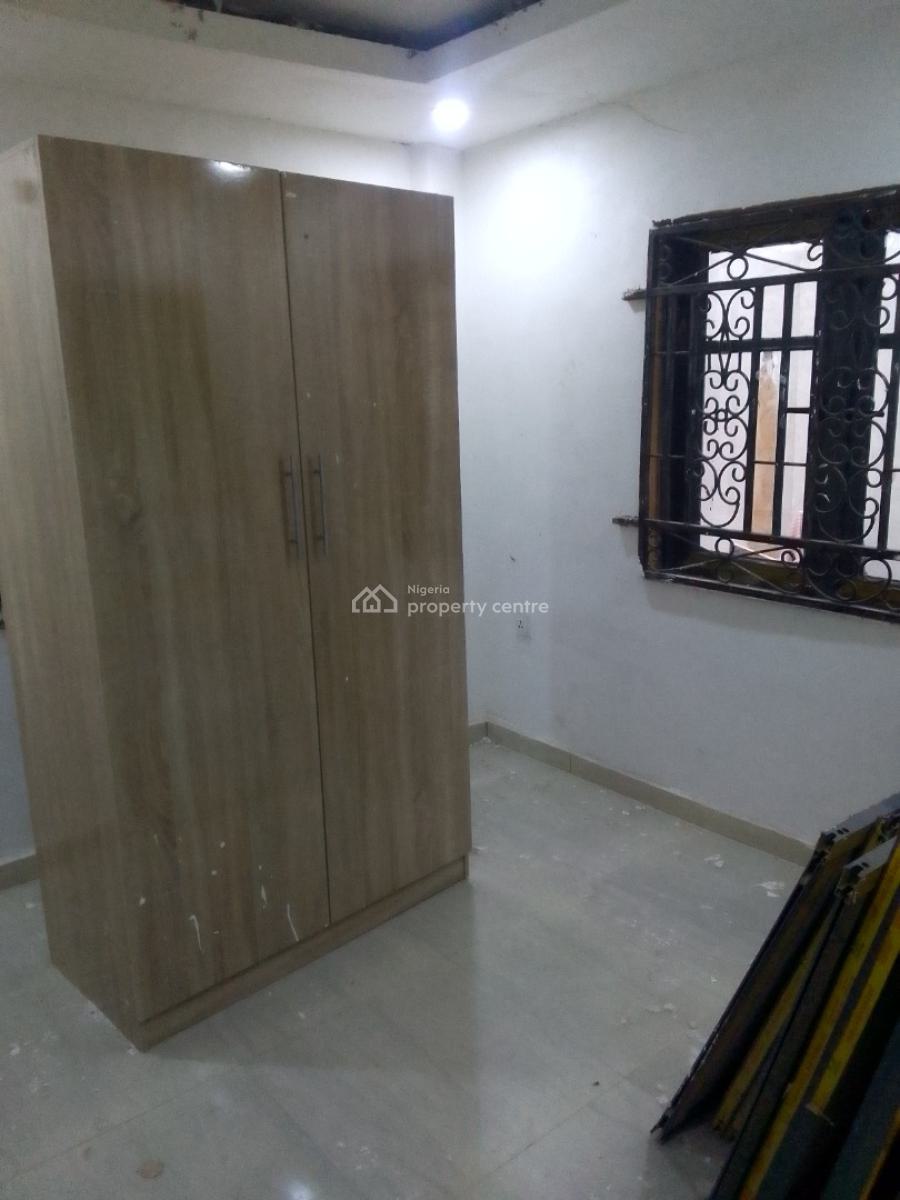 Brand New and Luxury 2 And4bedroom Flat at Oshodi, Oshodi Bus Stop, By The Pedestrian Bridge, Oshodi, Lagos, Oshodi, Lagos, Flat / Apartment for Rent