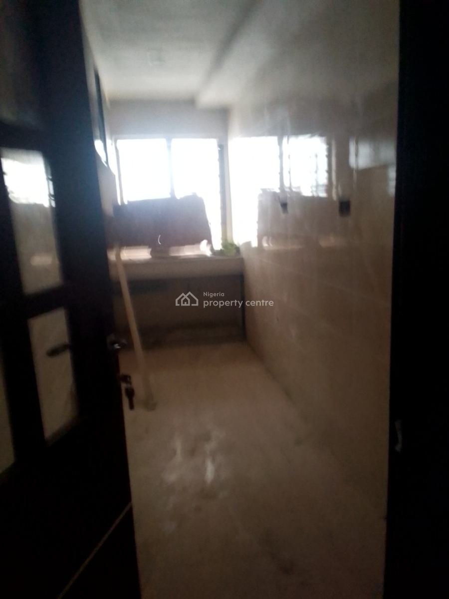 Brand New and Luxury 2 And4bedroom Flat at Oshodi, Oshodi Bus Stop, By The Pedestrian Bridge, Oshodi, Lagos, Oshodi, Lagos, Flat / Apartment for Rent