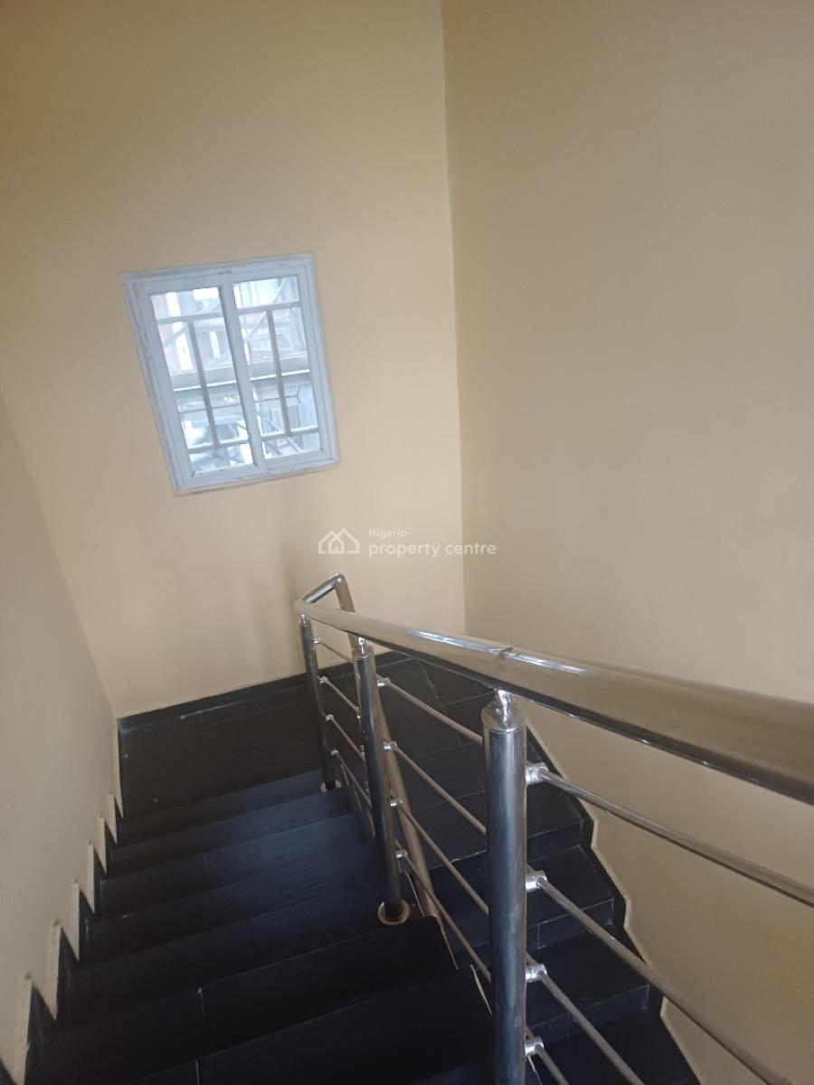 Furnished 2 Bedroom  Penthouse, Off Kunsela Road, Ikate Elegushi, Lekki, Lagos, Flat / Apartment for Rent