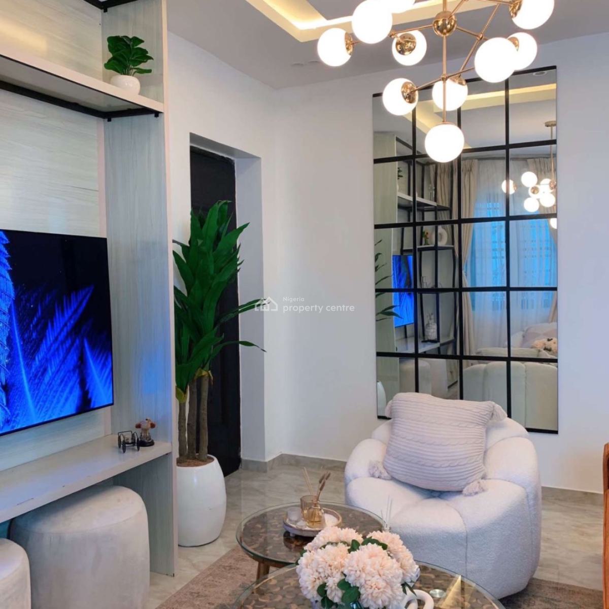 Cozy 2 Bedroom Apartment with Gym, Liberty Court Estate Ikate, Ikate Elegushi, Lekki, Lagos, Flat / Apartment Short Let