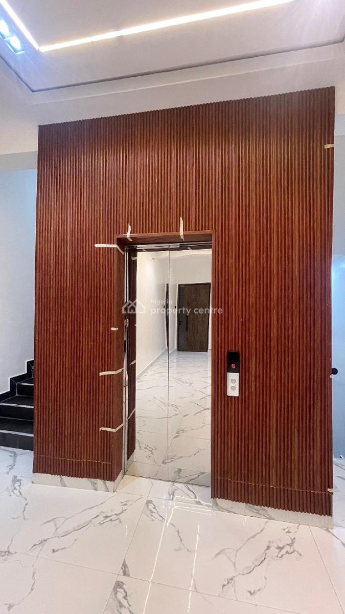 Luxury 2bedroom, Lekki Phase 1, Lekki, Lagos, Block of Flats for Sale