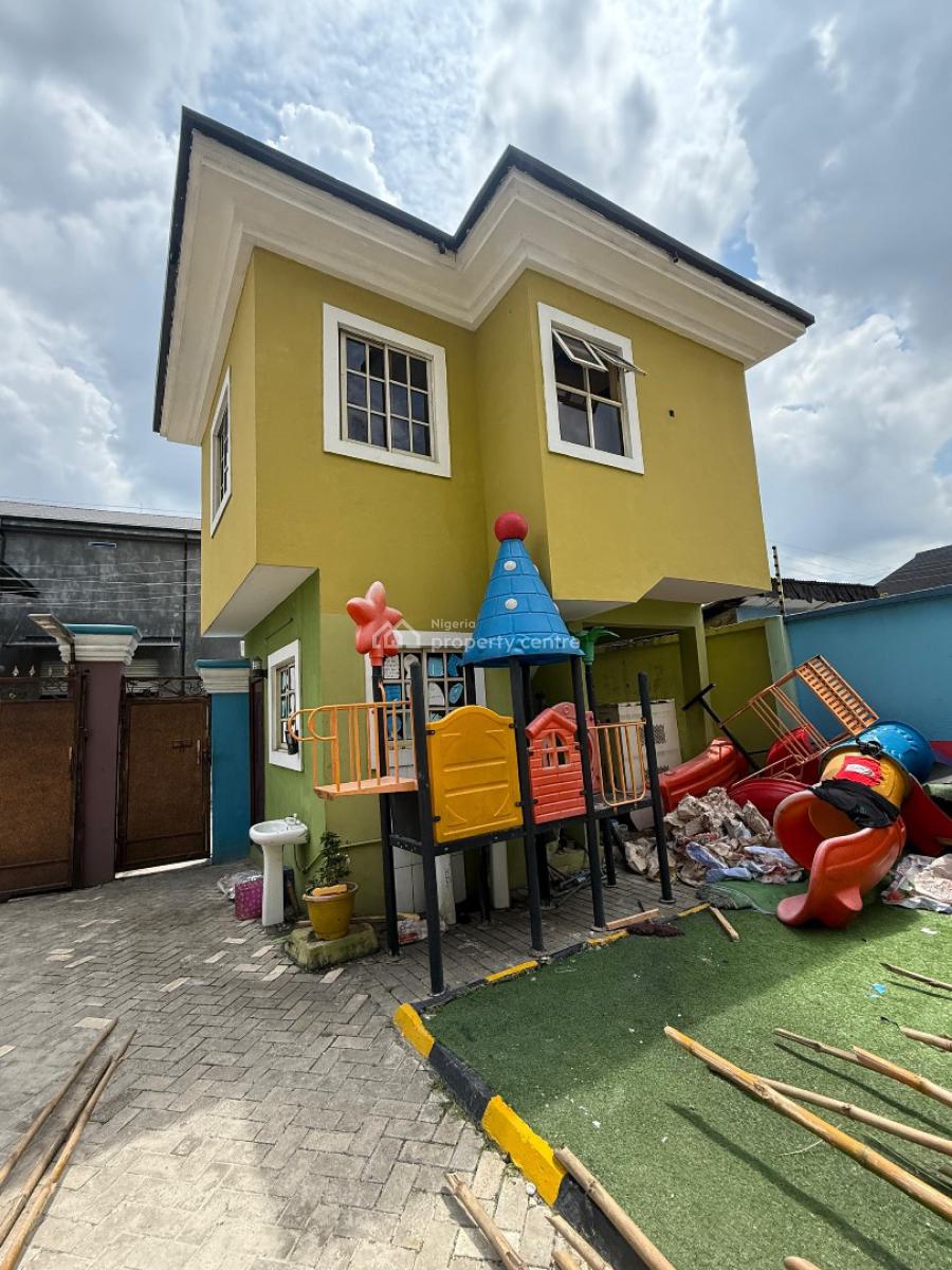 Functional School, Woji, Port Harcourt, Rivers, School for Sale