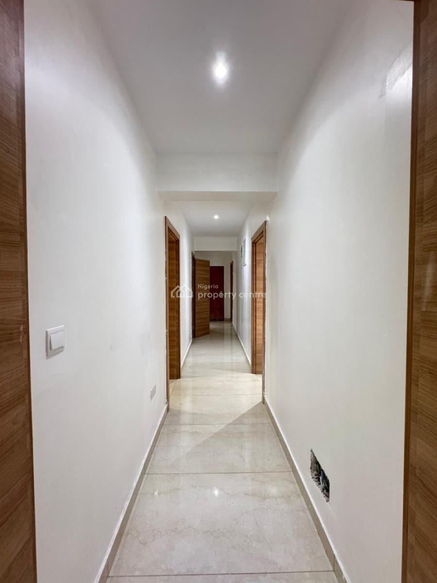 Aesthetically Pleasing 3bedroom Apartment with Pool and Bq, Old Ikoyi, Ikoyi, Lagos, Flat / Apartment for Sale
