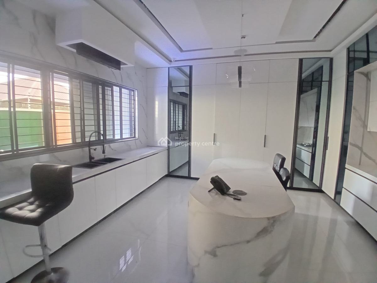Luxuriously and Classic Finished 5 Bedroom En-suite House, Lekki Phase 1, Lekki, Lagos, Detached Duplex for Sale