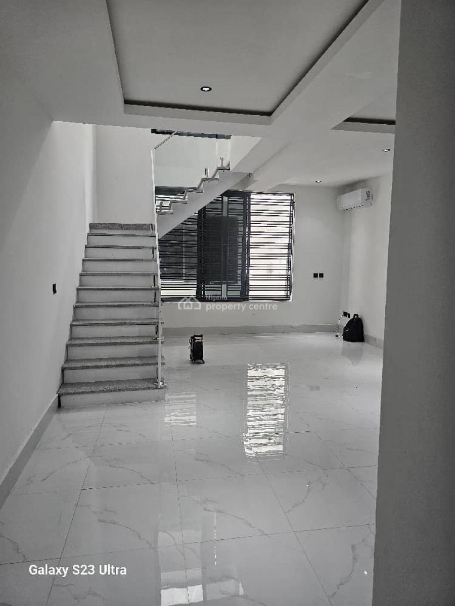 Beautiful 4bedroom, Ikoyi, Lagos, Terraced Duplex for Sale