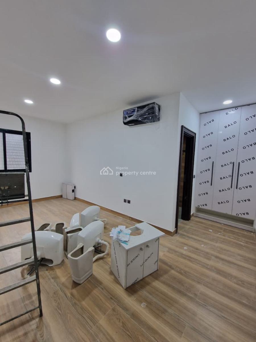 Contemporary 4-bedroom, Ikoyi, Lagos, Block of Flats for Sale