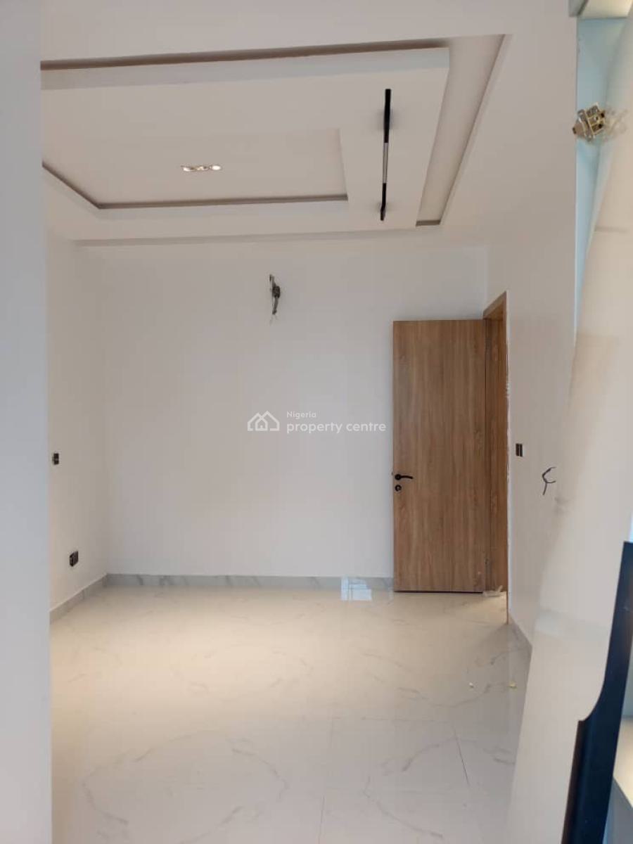 Luxury 4bedroom, Lekki Phase 1, Lekki, Lagos, Terraced Duplex for Sale