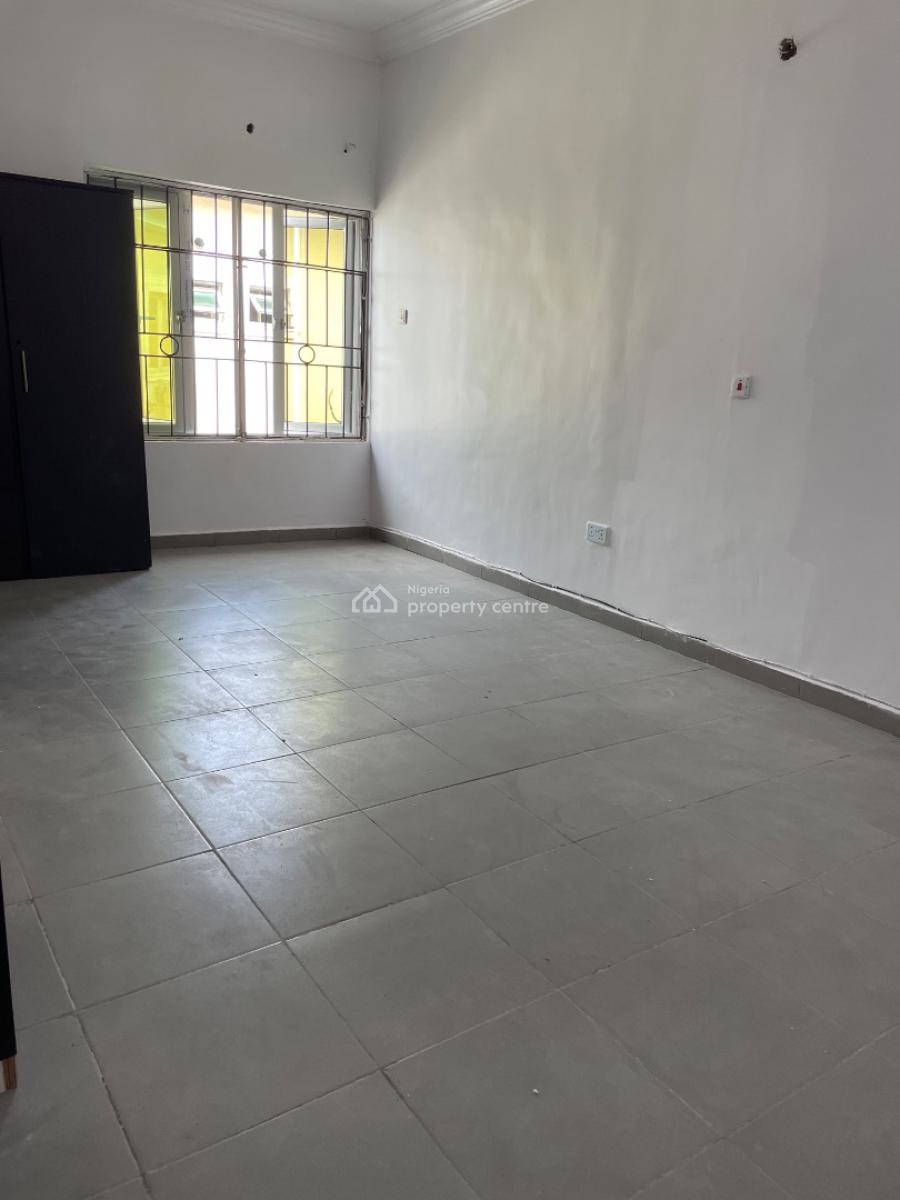 Service Studio with Personal Meter, Paradise 3 Chevron Drive, Lekki Expressway, Lekki, Lagos, Self Contain (single Rooms) for Rent