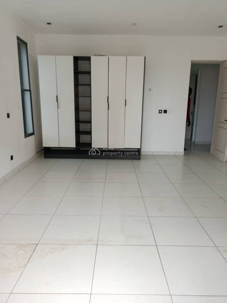 Luxury 4bedroom, Ologolo, Lekki, Lagos, Terraced Duplex for Sale