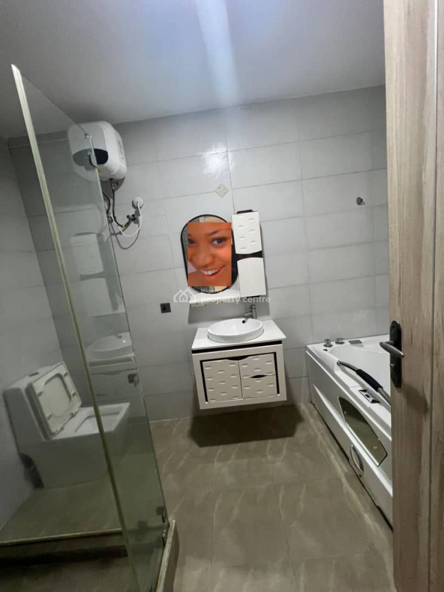 Standard N Massive Master Bedroom with Ac (duplex Shared Apt), Vbay Court Royal Pine Estate Orchid Road, Lekki, Lagos, Self Contain (single Rooms) for Rent