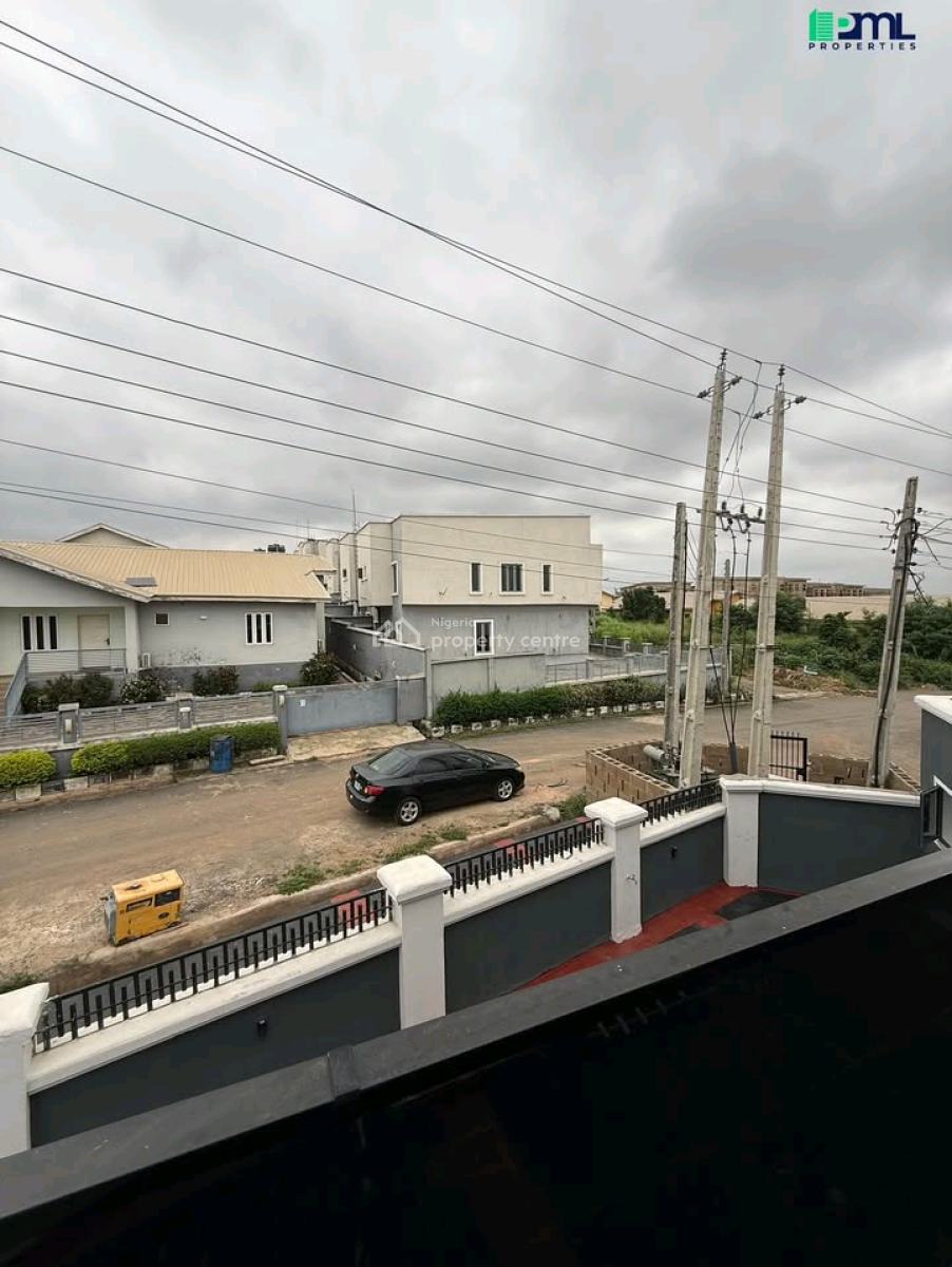 a Detached 4 Bedroom Duplex in Ibadan!!!  Location- Carlton, Kolapo Ishola Gra, Ibadan, Oyo, House for Sale