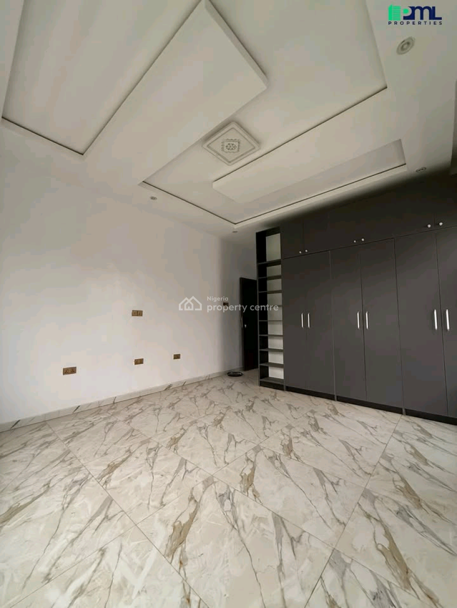 a Detached 4 Bedroom Duplex in Ibadan!!!  Location- Carlton, Kolapo Ishola Gra, Ibadan, Oyo, House for Sale