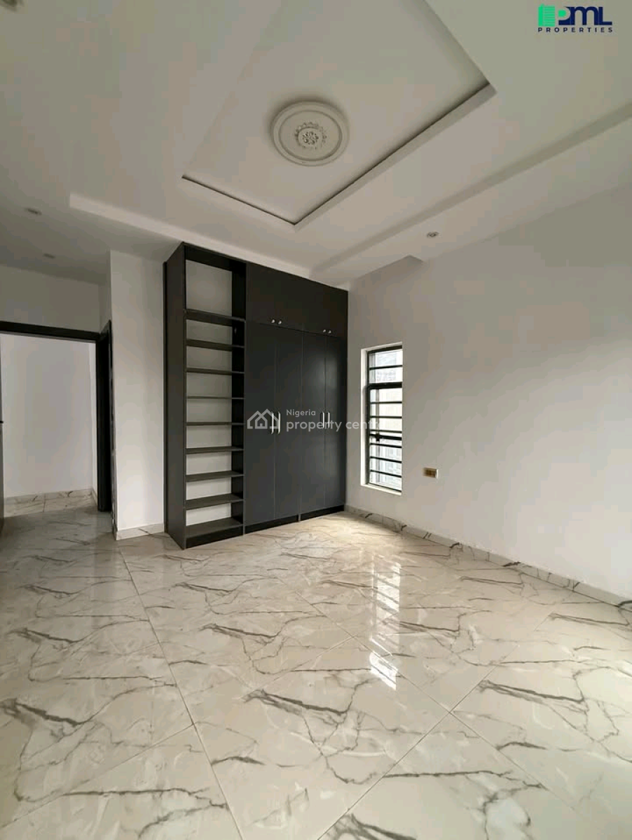 a Detached 4 Bedroom Duplex in Ibadan!!!  Location- Carlton, Kolapo Ishola Gra, Ibadan, Oyo, House for Sale