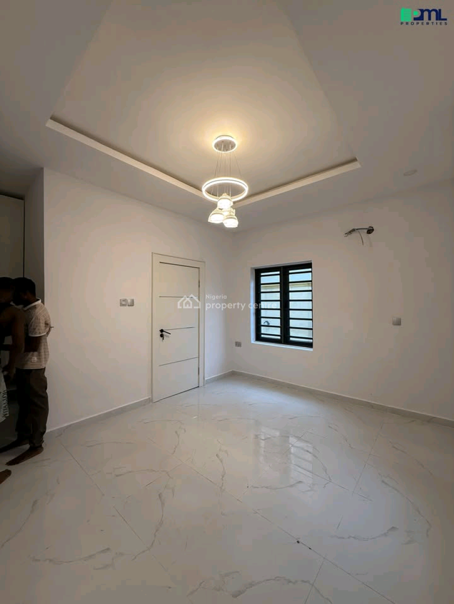 Detached 4 Bedroom Duplex+bq Units  in Ibadan!!!  Location- St, Oluyole, Ibadan, Oyo, House for Sale