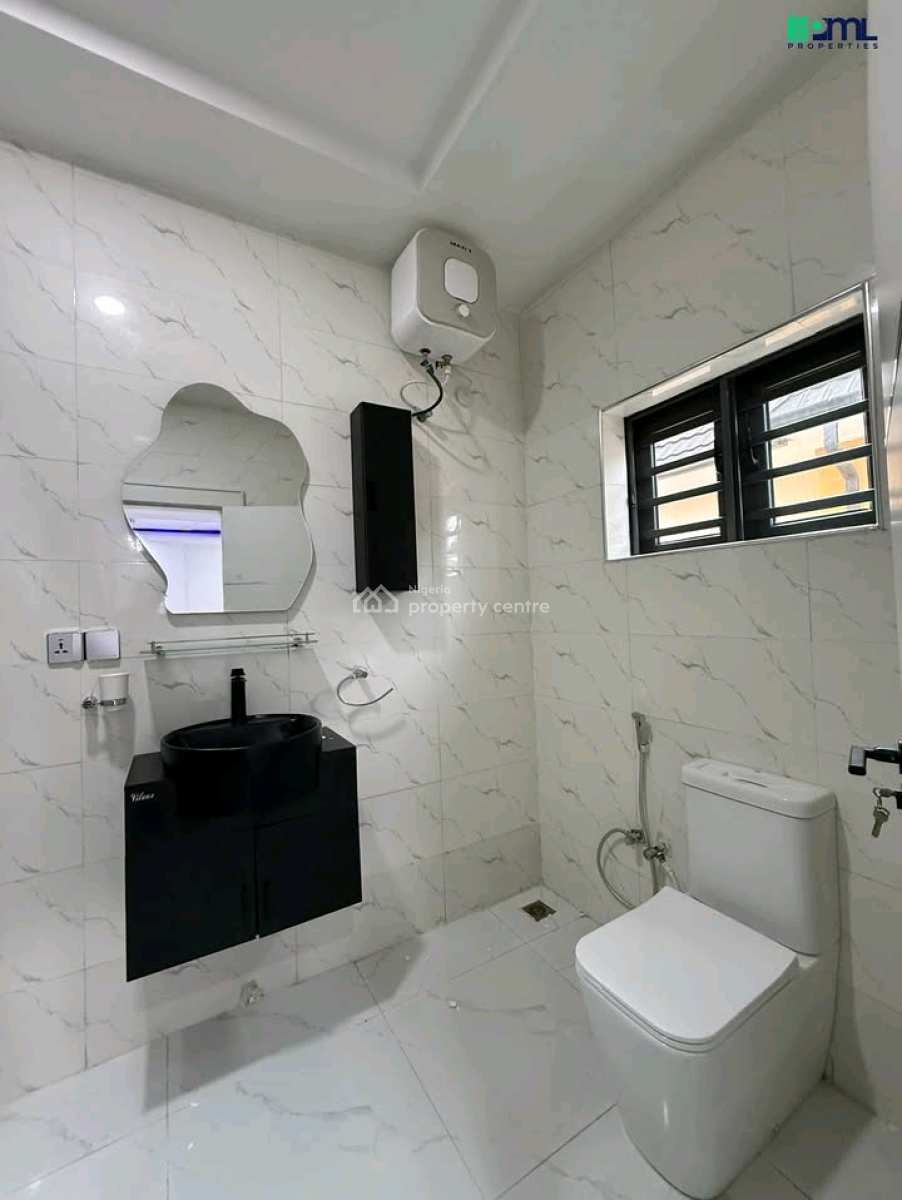 Detached 4 Bedroom Duplex+bq Units  in Ibadan!!!  Location- St, Oluyole, Ibadan, Oyo, House for Sale