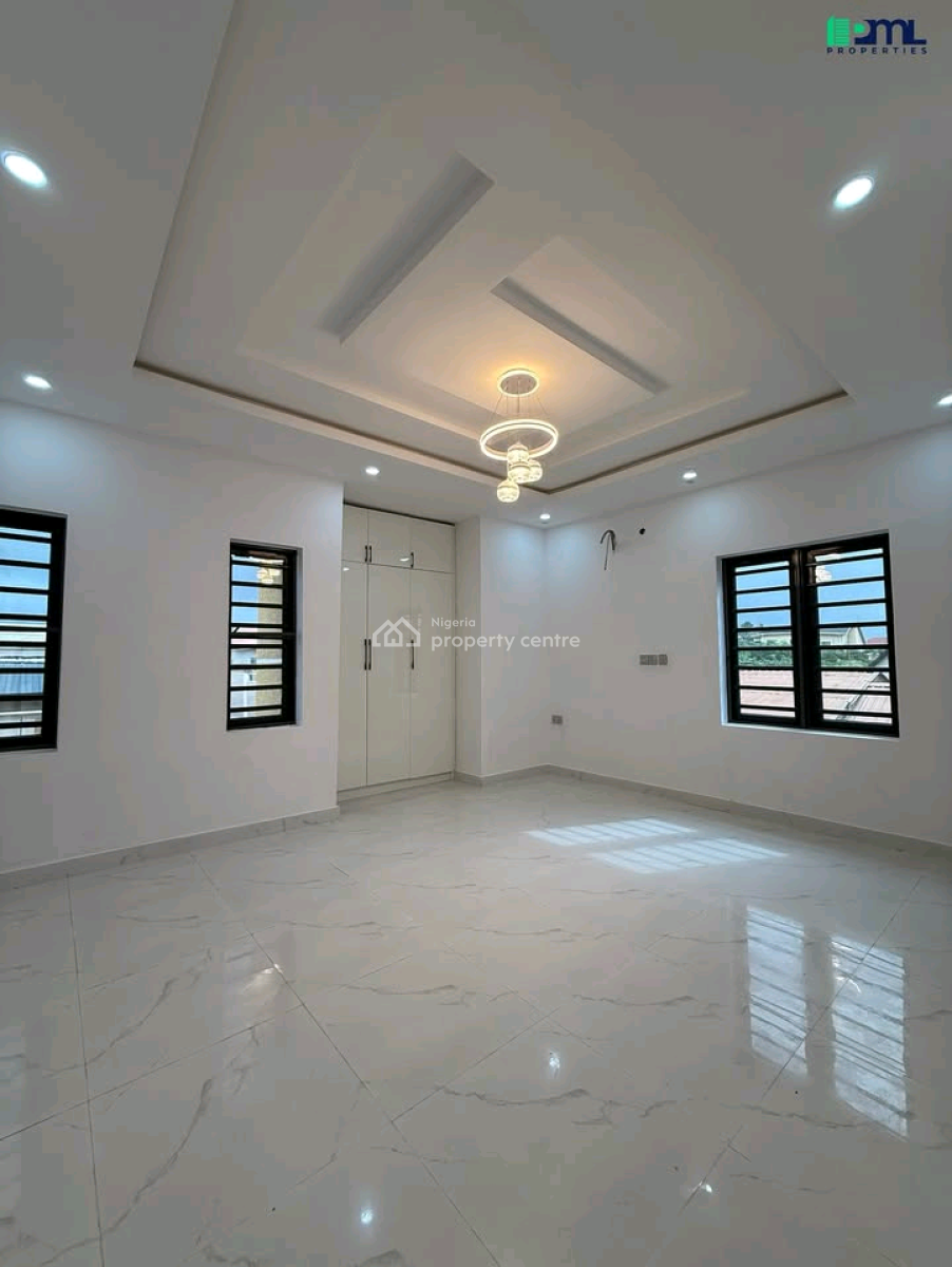 Detached 4 Bedroom Duplex+bq Units  in Ibadan!!!  Location- St, Oluyole, Ibadan, Oyo, House for Sale