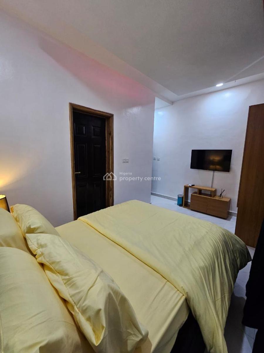 Luxury 3bedroom Flat, Lekki Phase 1, Lekki, Lagos, House Short Let