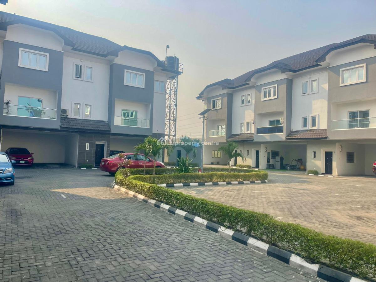 3 Bedroom Terraced Duplex with a Room Bq, Right Hand Side, Lekki Phase 1, Lekki, Lagos, Terraced Duplex for Sale