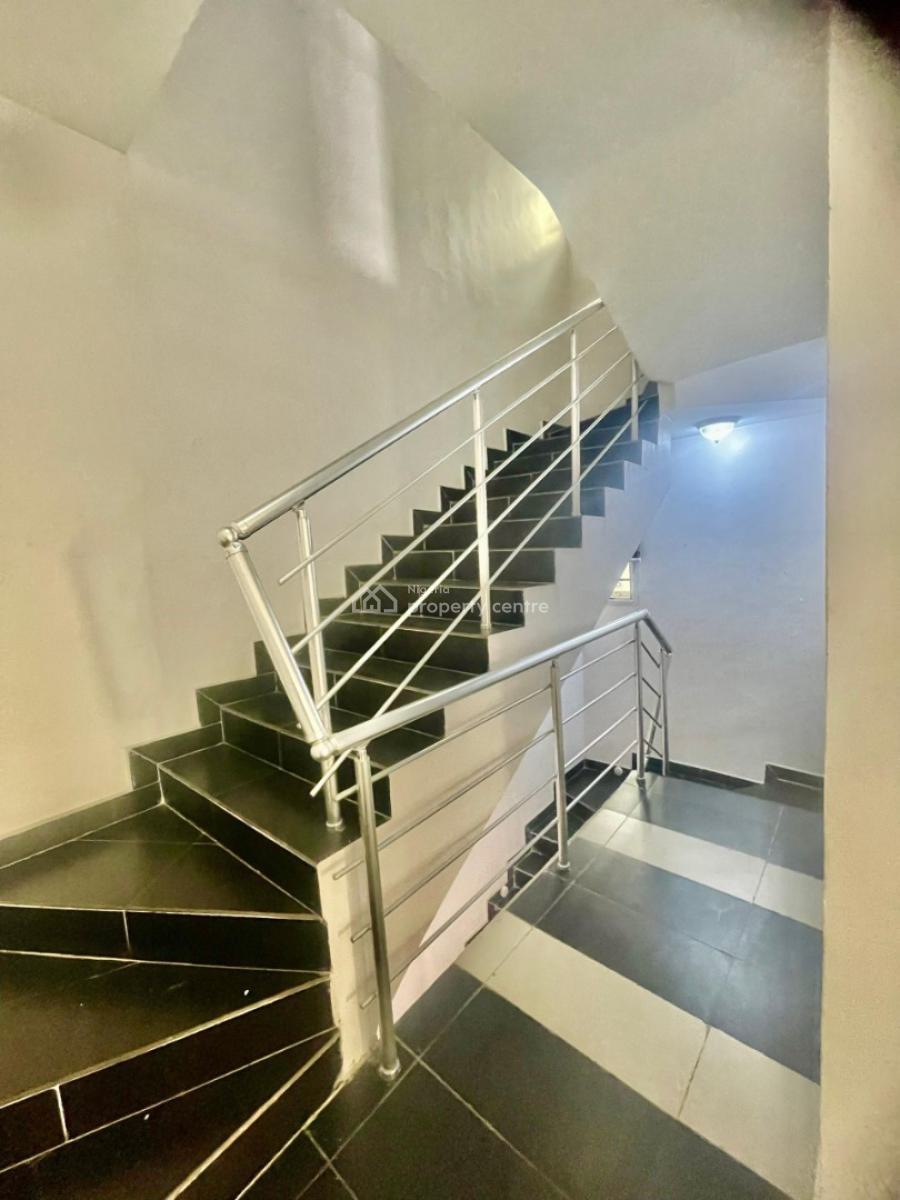 3 Bedroom Terraced Duplex with a Room Bq, Right Hand Side, Lekki Phase 1, Lekki, Lagos, Terraced Duplex for Sale
