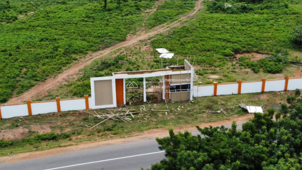 Land, Land with Cofo Facing The Express Along Moniya Iseyin Road, Ibadan, Oyo, Residential Land for Sale