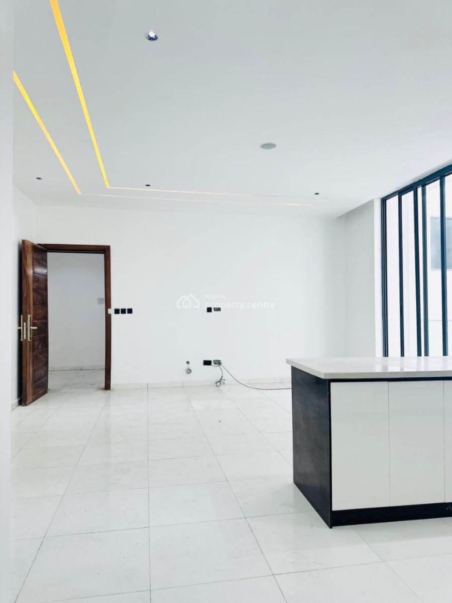 Luxury 2bedroom, Oniru, Victoria Island (vi), Lagos, Block of Flats for Sale