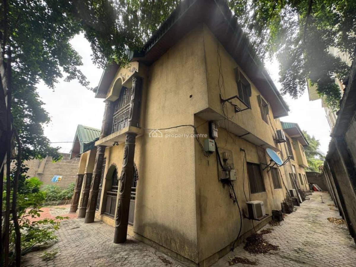 6 Bedrooms Fully Detached Duplex, Adeniyi Jones Ikeja Lagos, Ikeja, Lagos, Detached Duplex for Sale