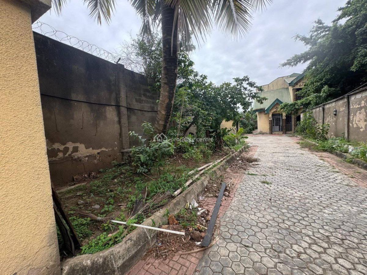 6 Bedrooms Fully Detached Duplex, Adeniyi Jones Ikeja Lagos, Ikeja, Lagos, Detached Duplex for Sale