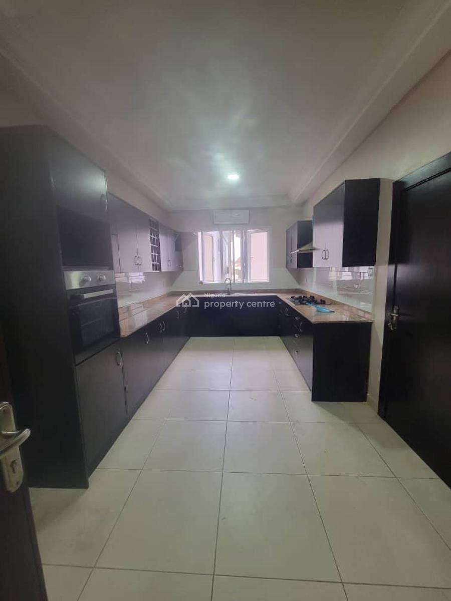 Spacious 3bedroom Flat, Chevron Drive,, Lekki, Lagos, House for Rent