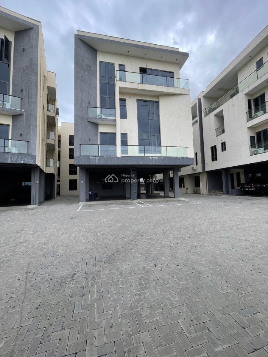 Elegant 2 Bedroom Penthouse with a Bq, Lekki Phase 1, Lekki, Lagos, Flat / Apartment for Sale