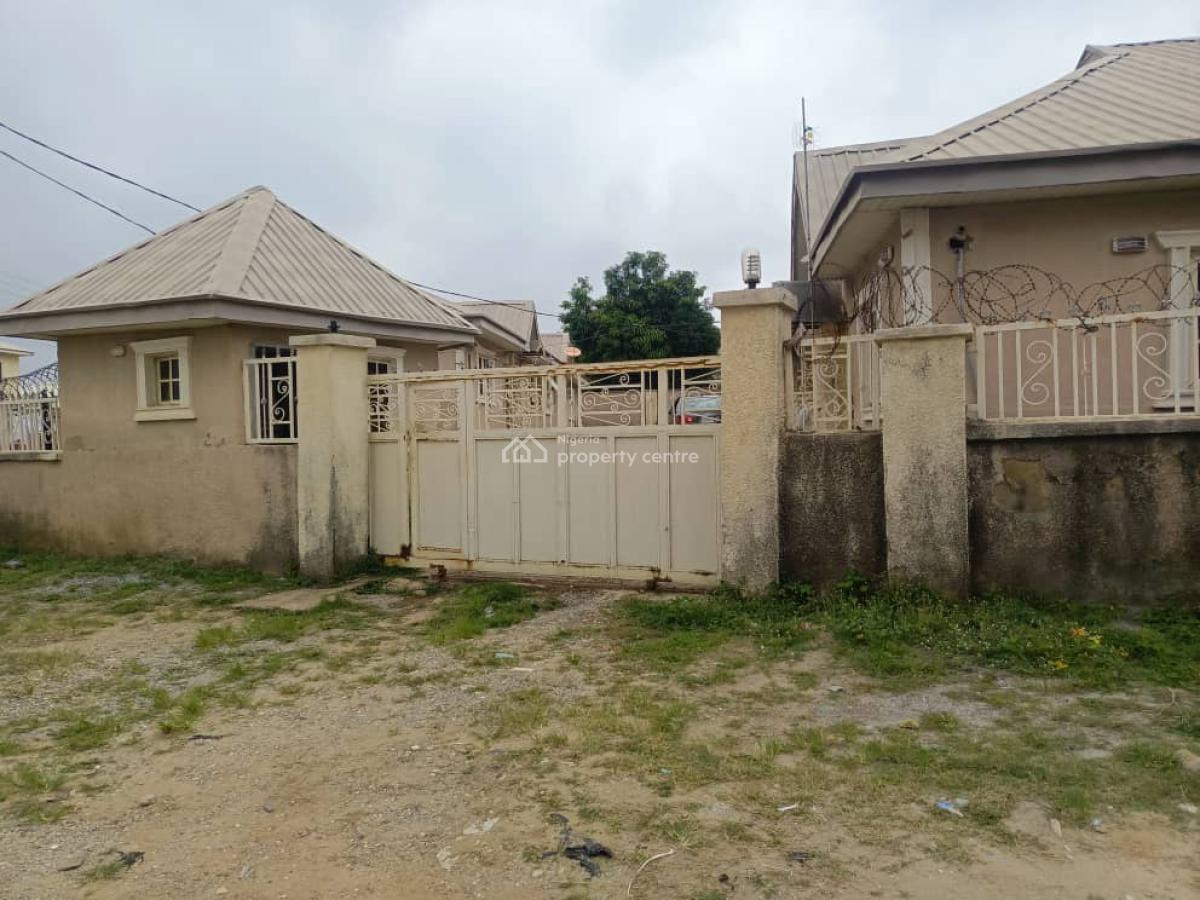 2 Units of 2 Bedroom Bungalow, 6 Unit of 1 Bedroom Bungalow on 1000sqm, Fha By Amac Market, Lugbe District, Abuja, Detached Bungalow for Sale
